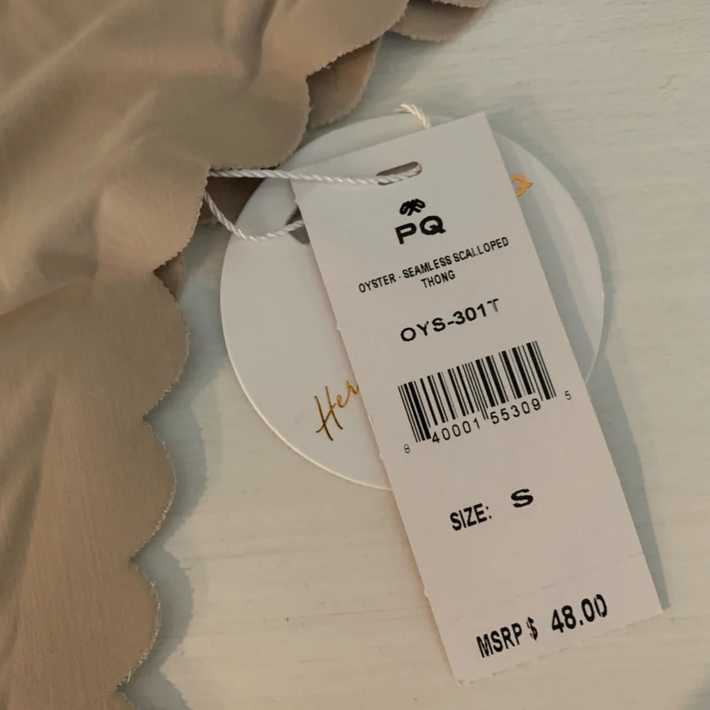 NWT Pilyq Oyster Seamless Scalloped‎ Thong